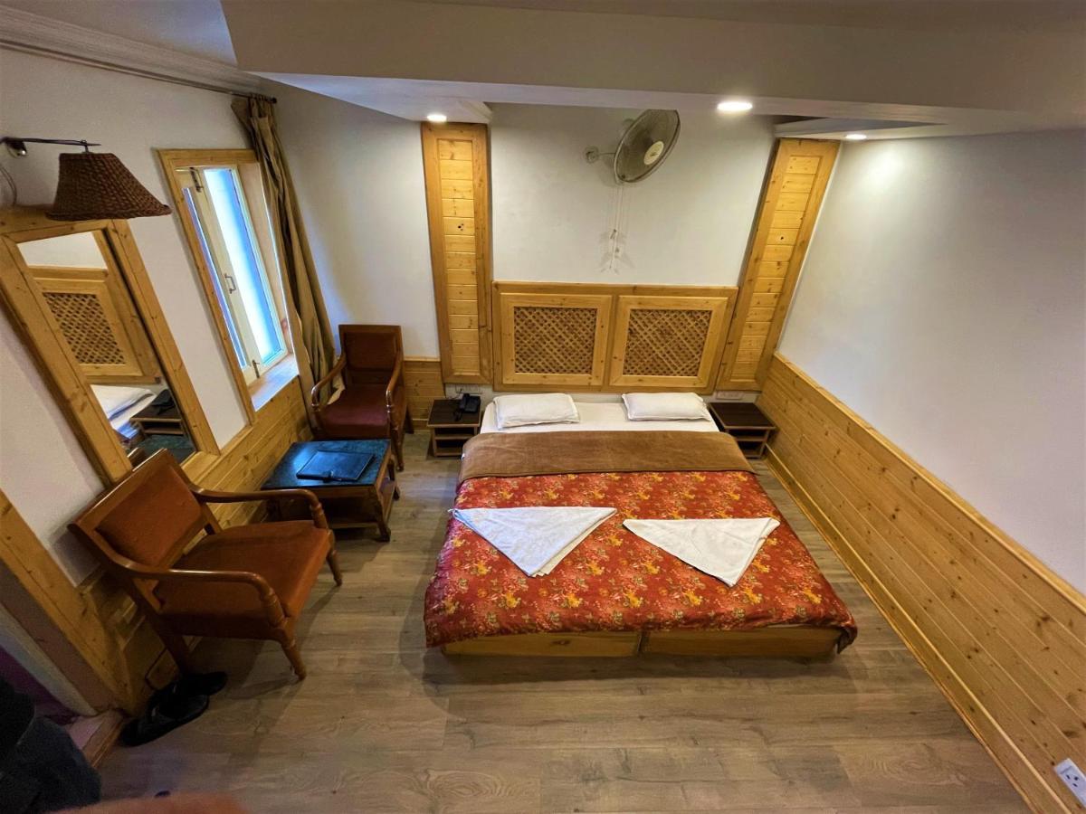 Hotel Sadaf Srinagar  Luaran gambar