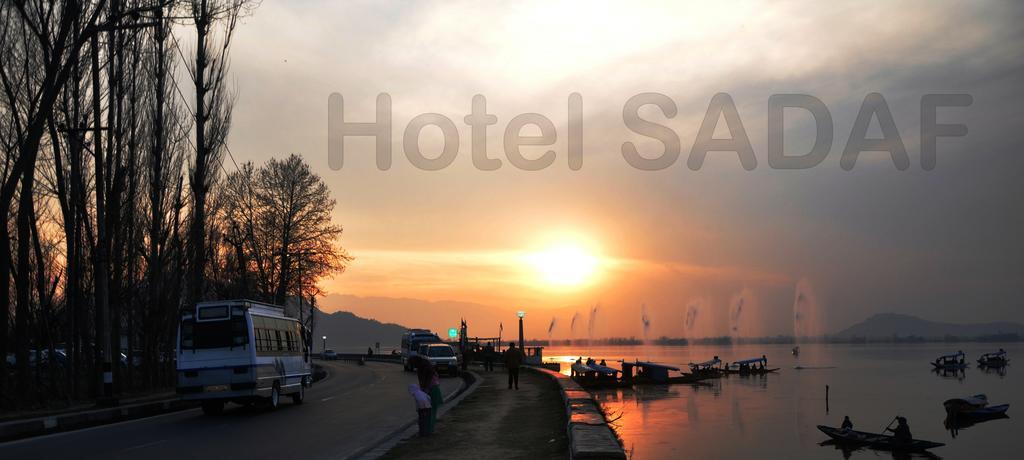 Hotel Sadaf Srinagar  Luaran gambar